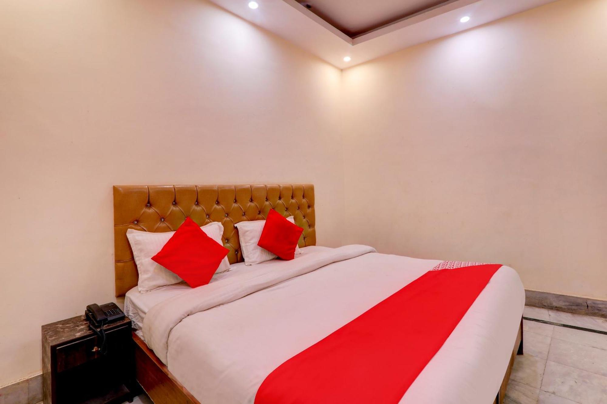 Hotel O Moon Palace Near Sahara Ganj Mall Lucknow Zewnętrze zdjęcie