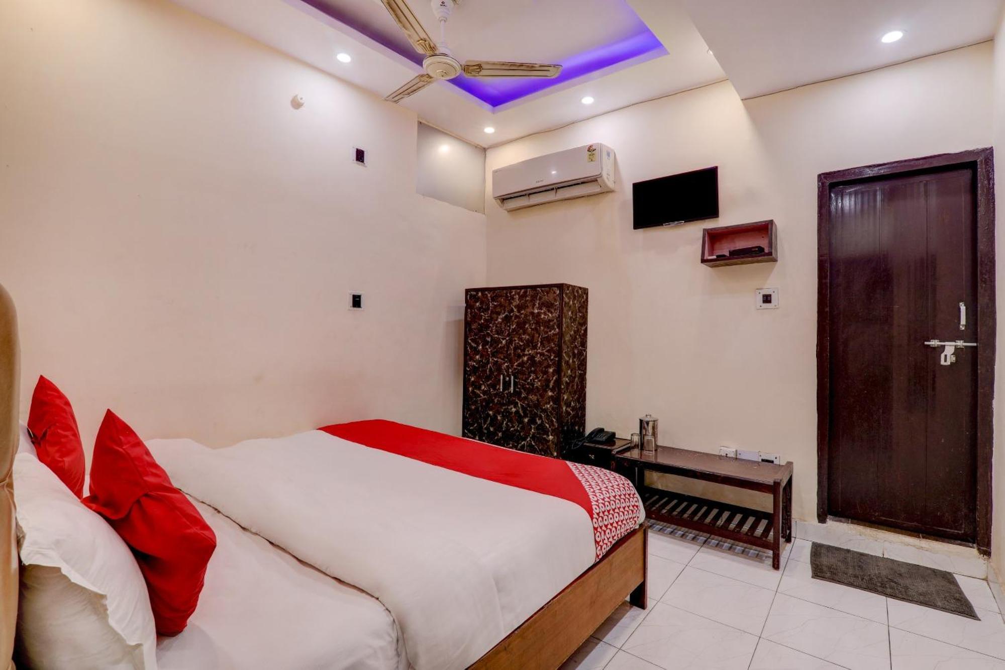 Hotel O Moon Palace Near Sahara Ganj Mall Lucknow Zewnętrze zdjęcie